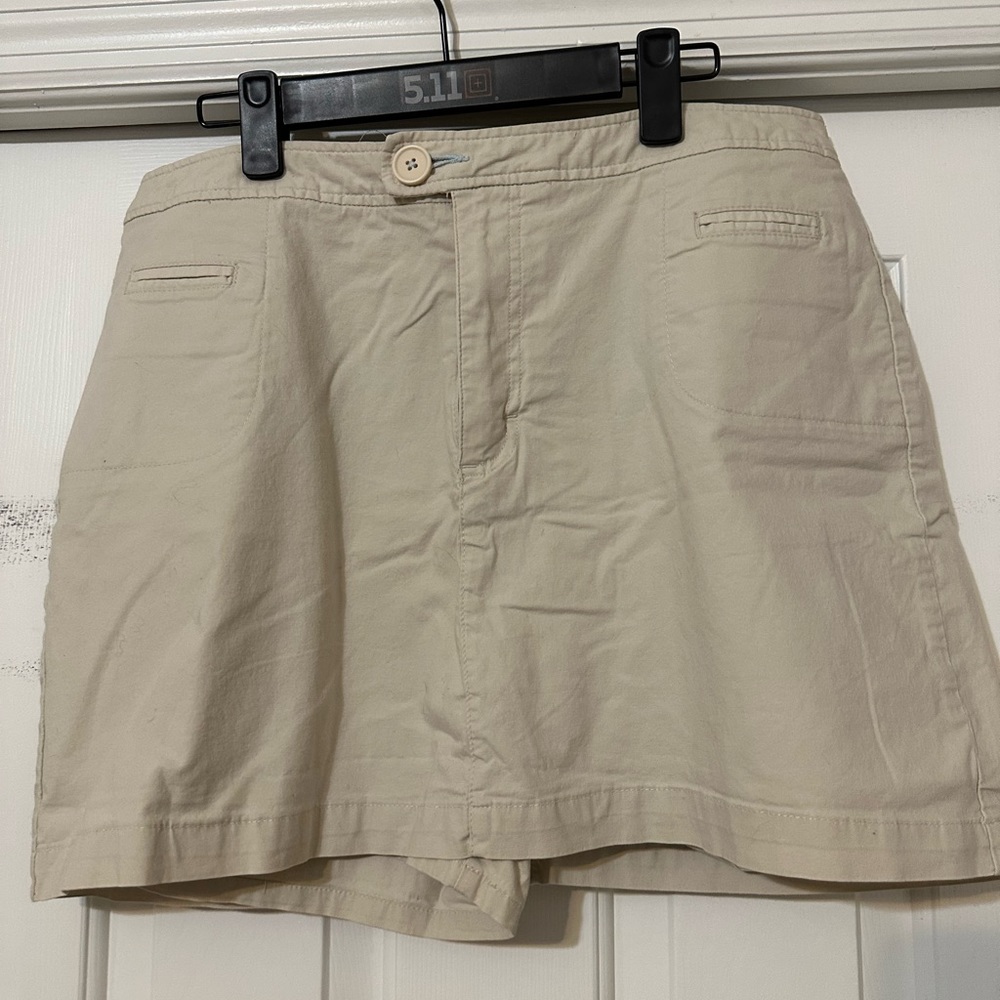 Lee Light Beige A-Line Skort